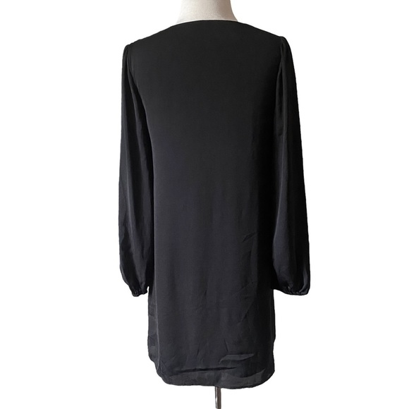 Paige Long Sleeve V-Neck Dress - Picture 4 of 4